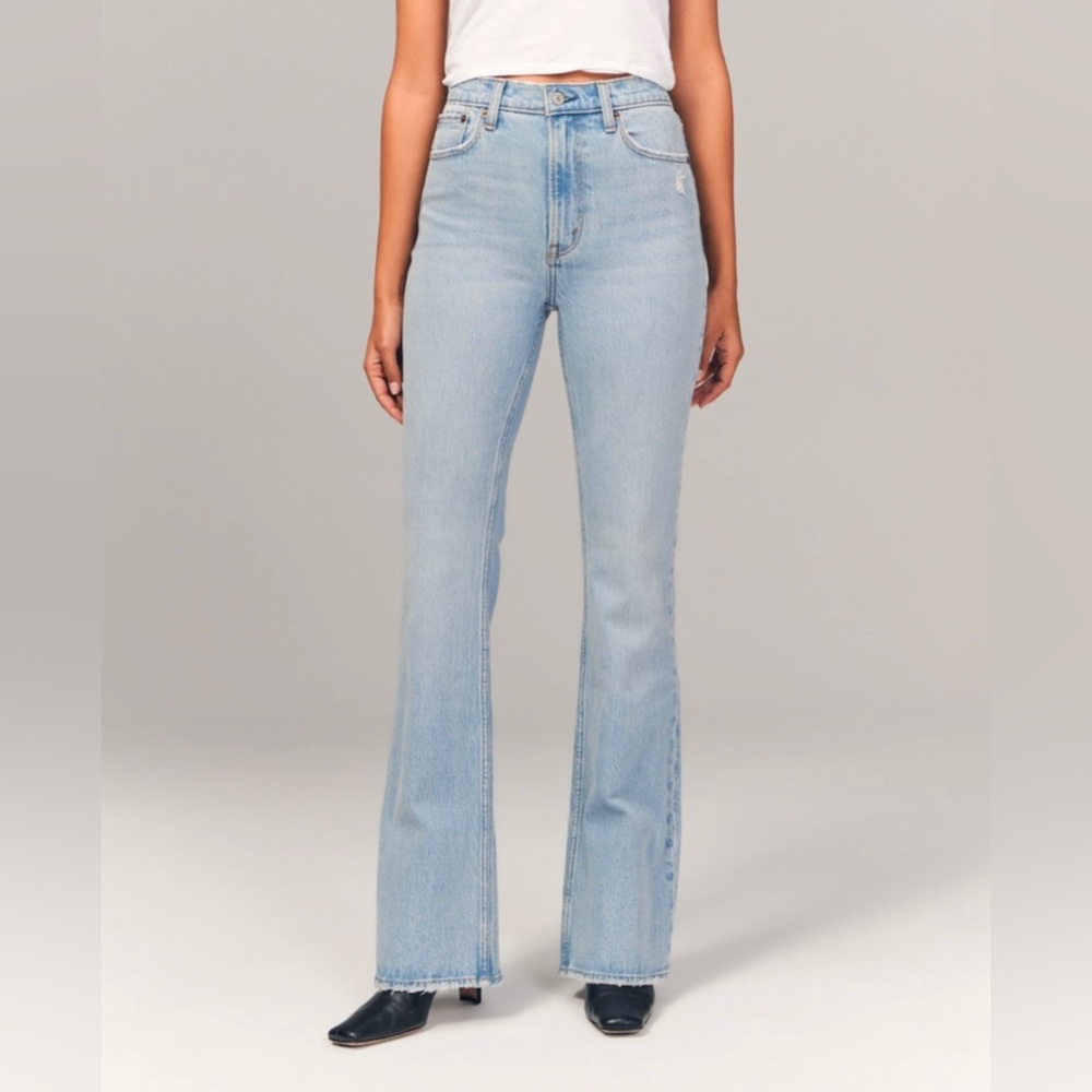 NWT Abercrombie & Fitch Vintage Flare High Rise size 30/10R Curve Love